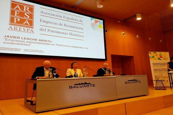 Javier Leache, presidente de ARESPA, en un momento de su intervención